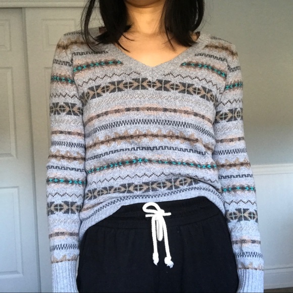 Old Navy Grey Printed Sweater. Women’s size XS. - Picture 1 of 5